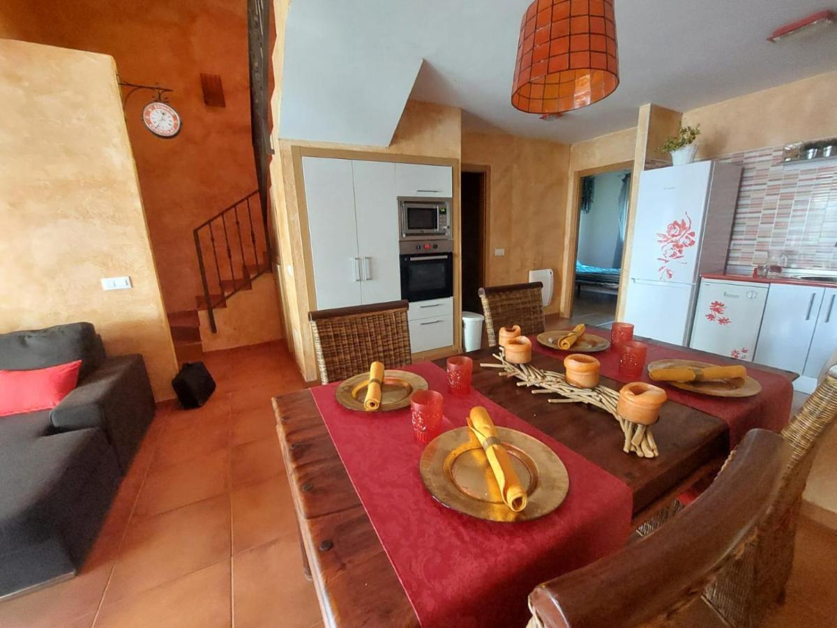 El Atico De Mijares Guest House Exterior photo