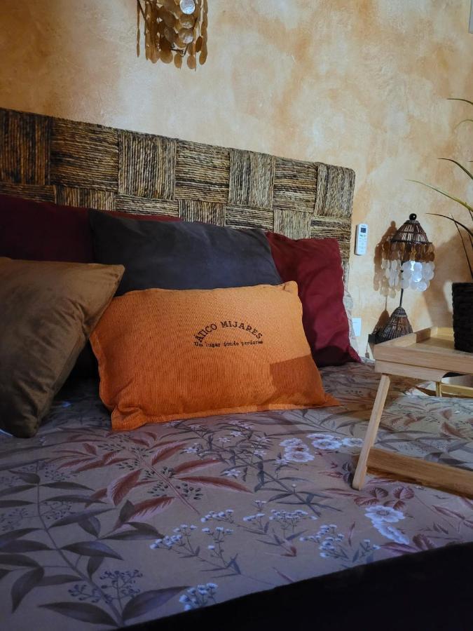 El Atico De Mijares Guest House Exterior photo